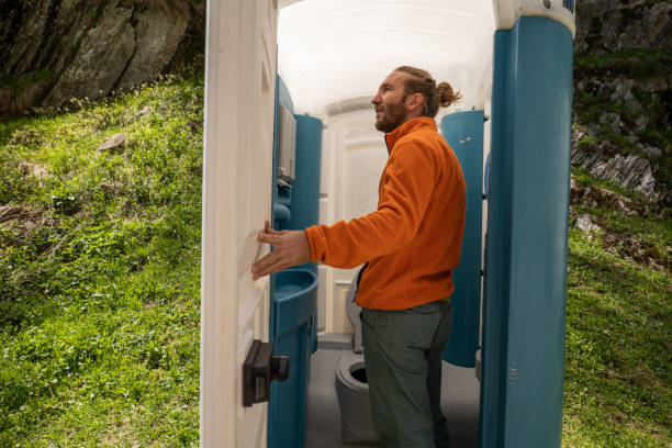 Best Portable toilet rental cost  in Dumont, NJ